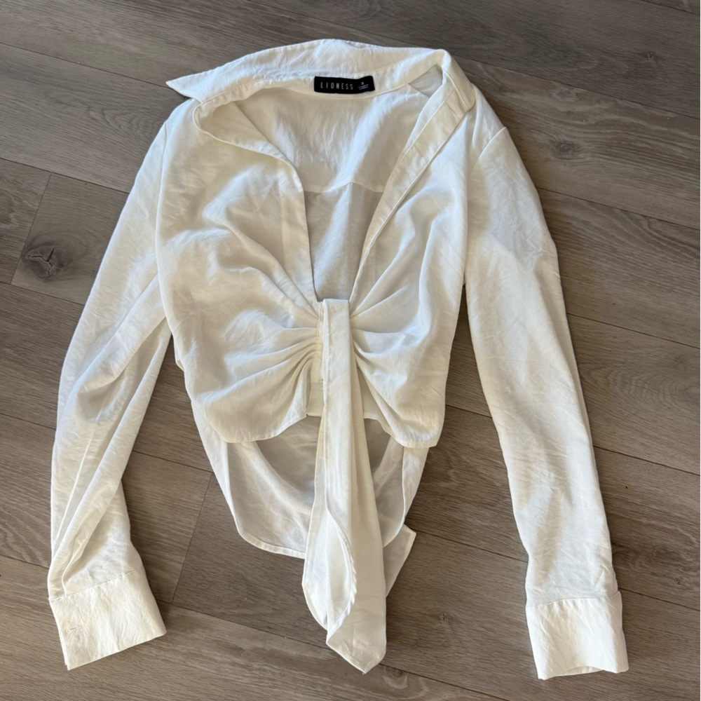 Lioness White Long Sleeve Top